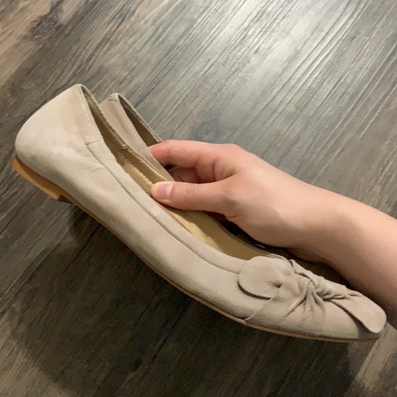 Walking Cradles‎ Brielle Light Beige Bow Twist Ballet Flat Shoes - Picture 7 of 11